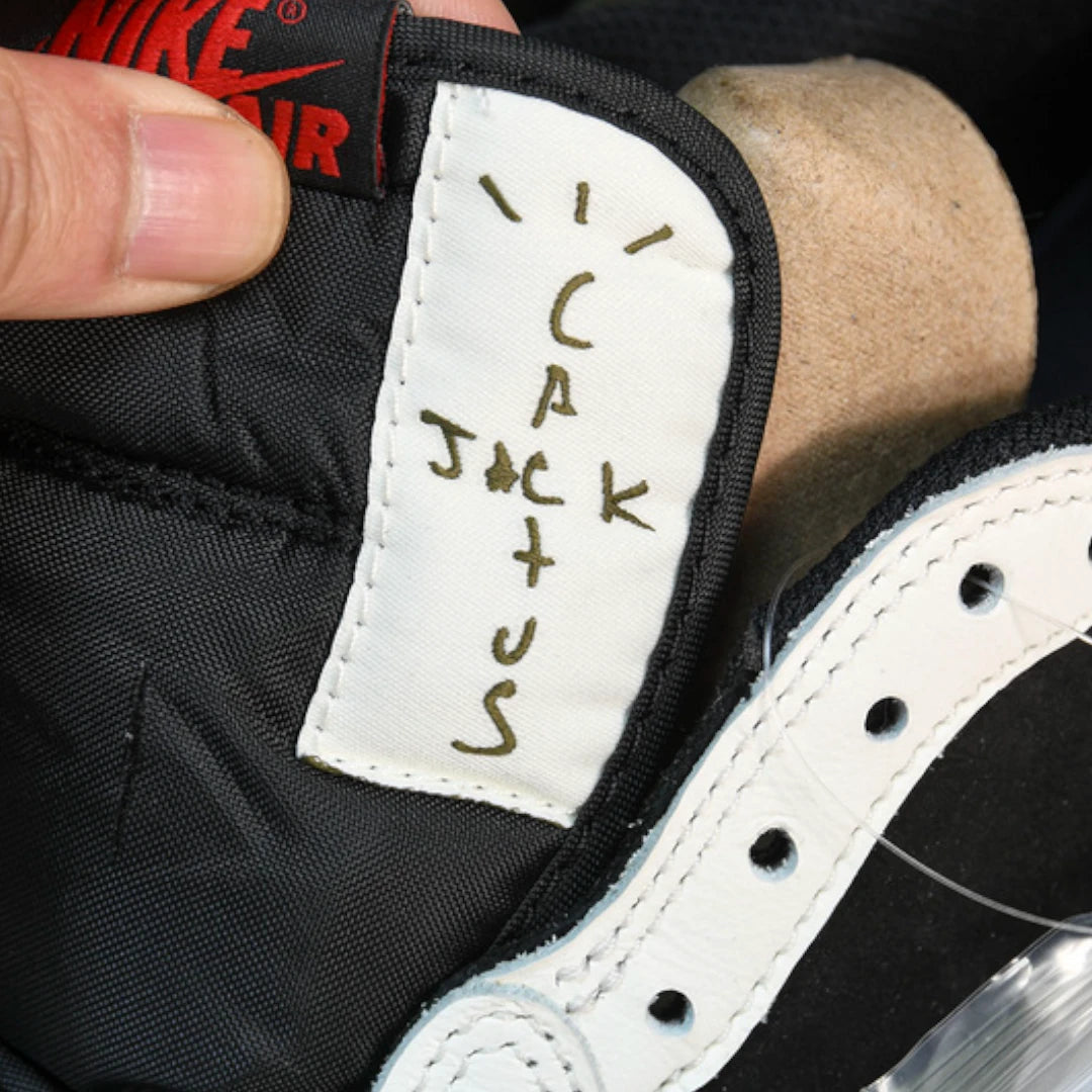 Travis Scott x AJ1 Low OG SP 'Olive'