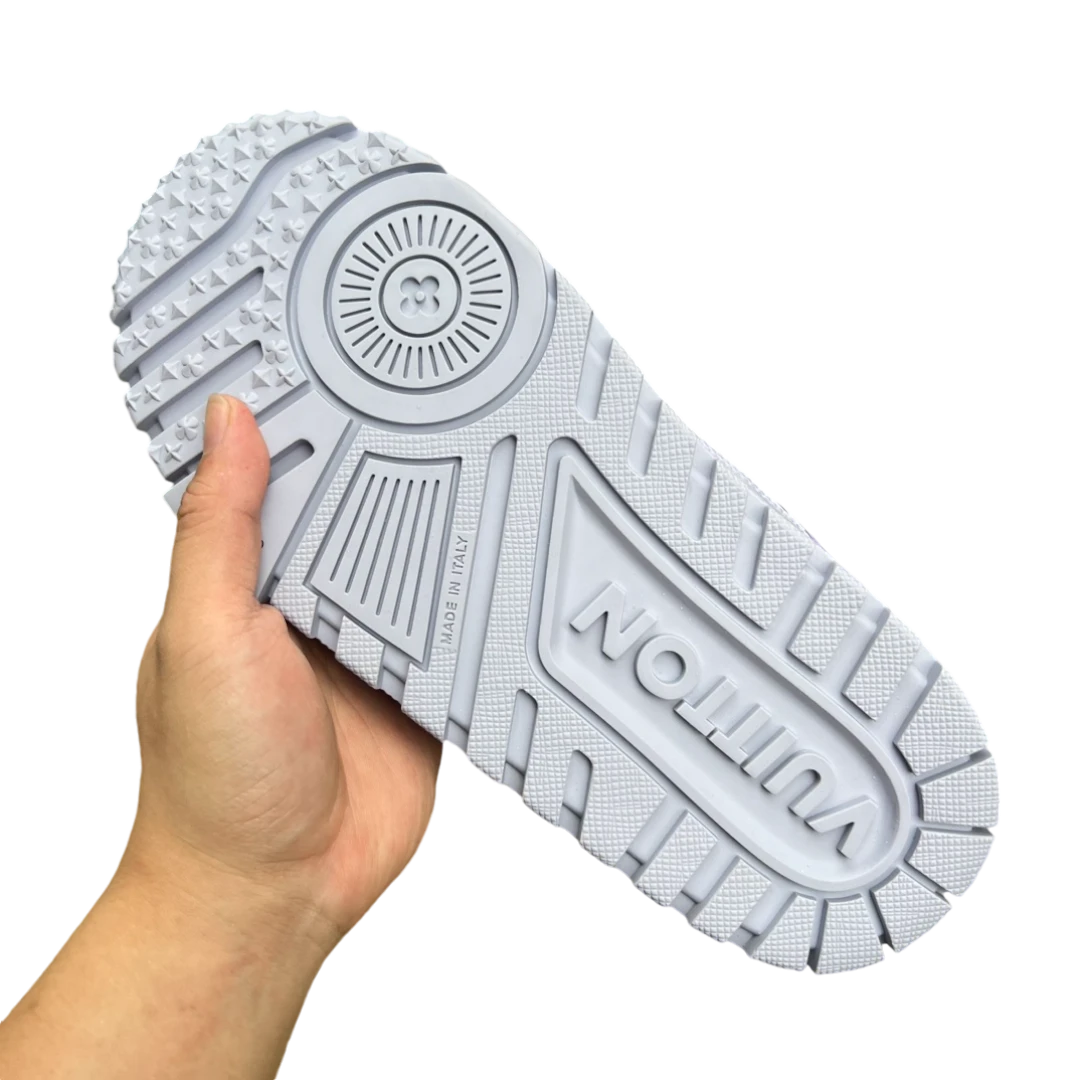 Louis Vuittоп Trainer Maxi 'Violet'