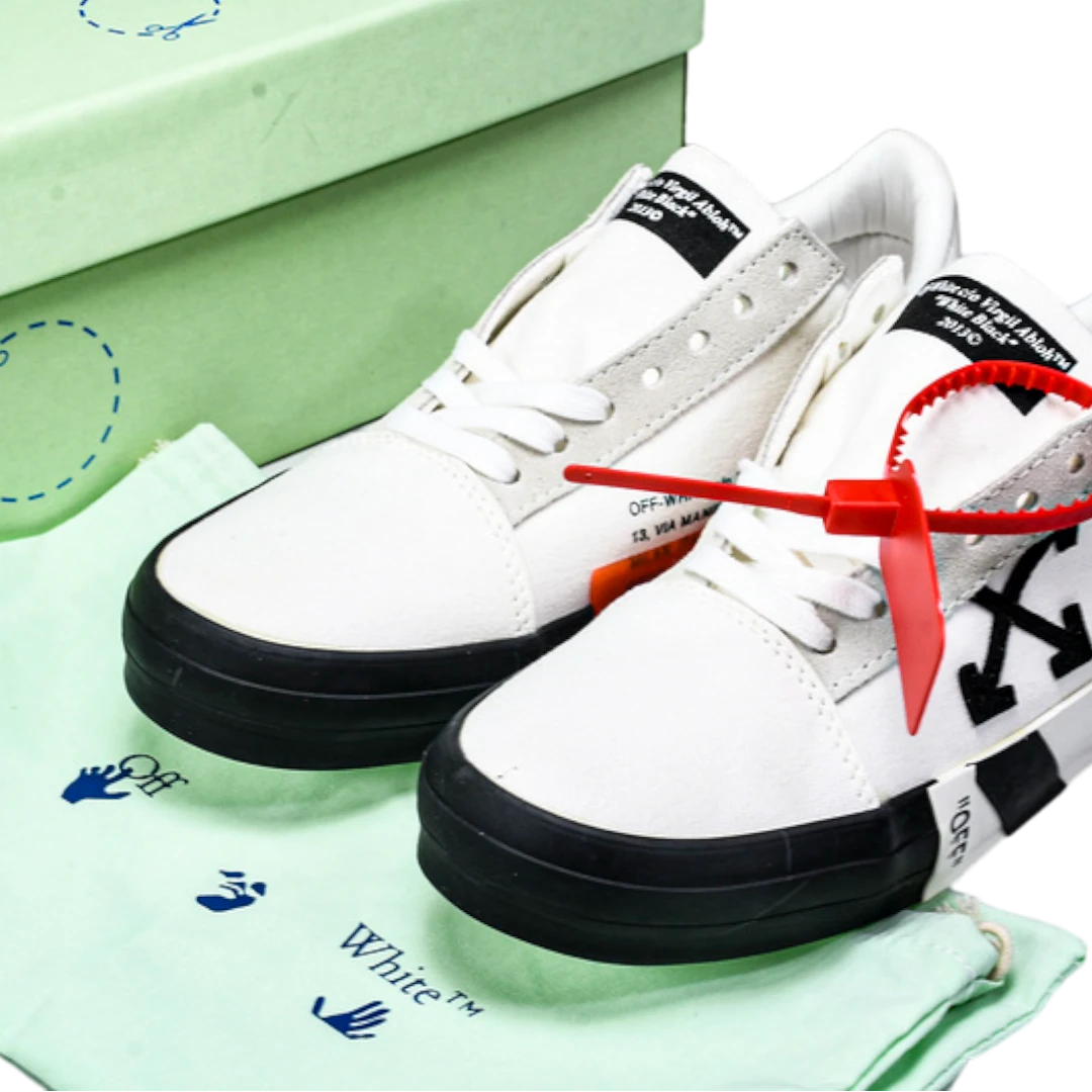 Off-White Vulc Low 'White' (‘C 2018)  Old Stripes