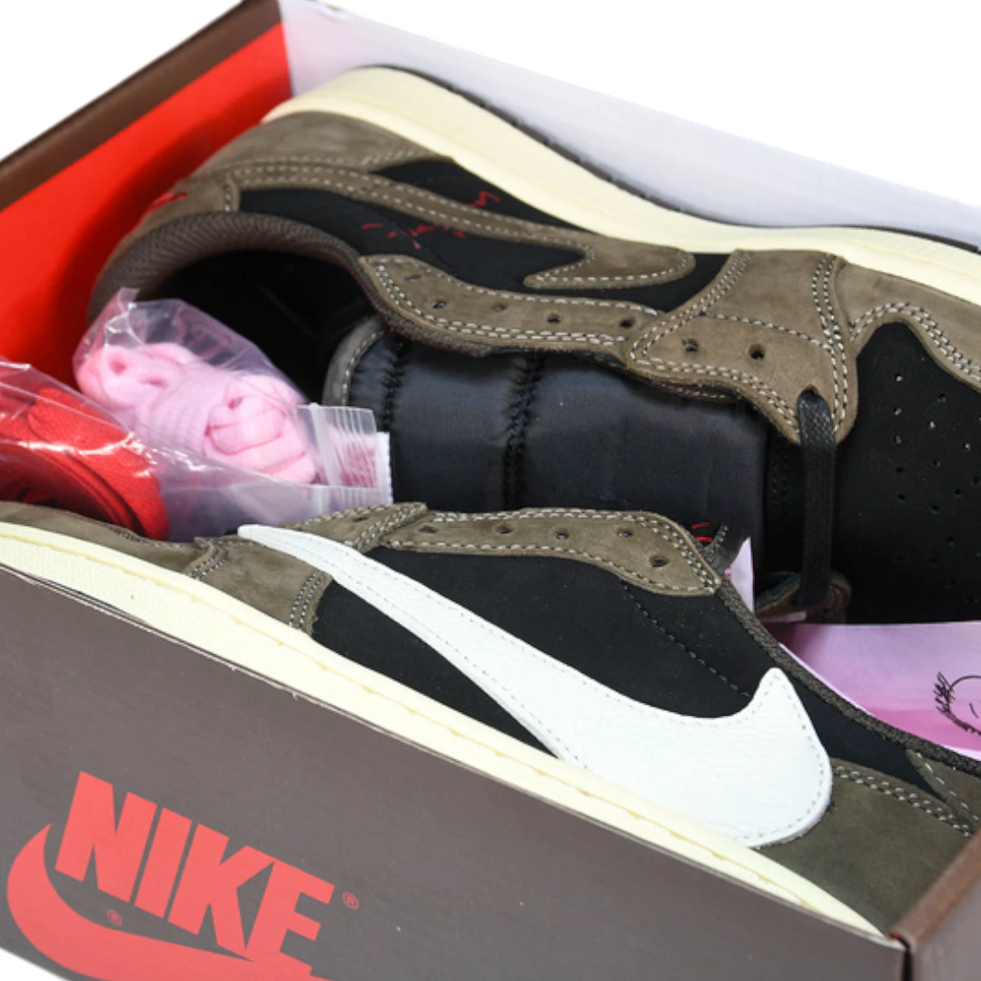 Travis Scott x AJ1 Low OG 'Mocha'