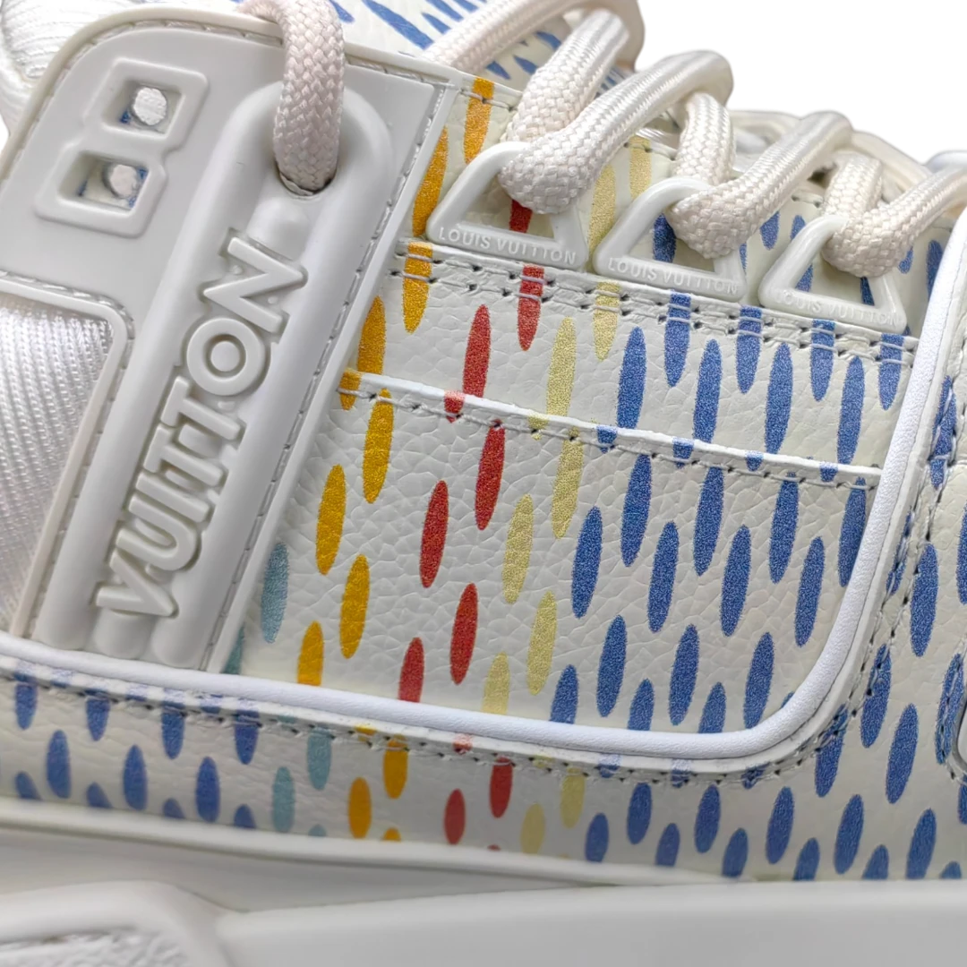 Louis Vuittоп Trainer Maxi 'Beige'