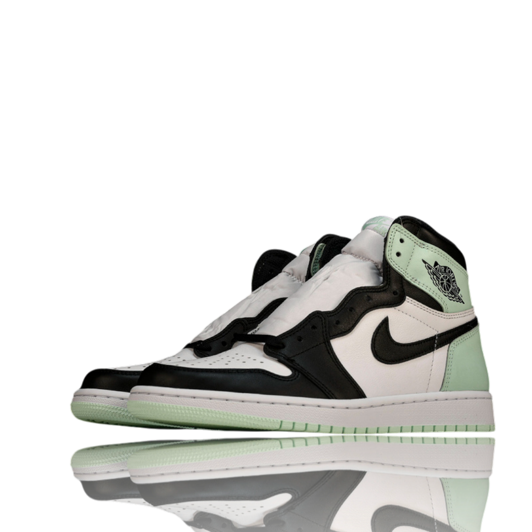 AJ1 Retro High 'Igloo'