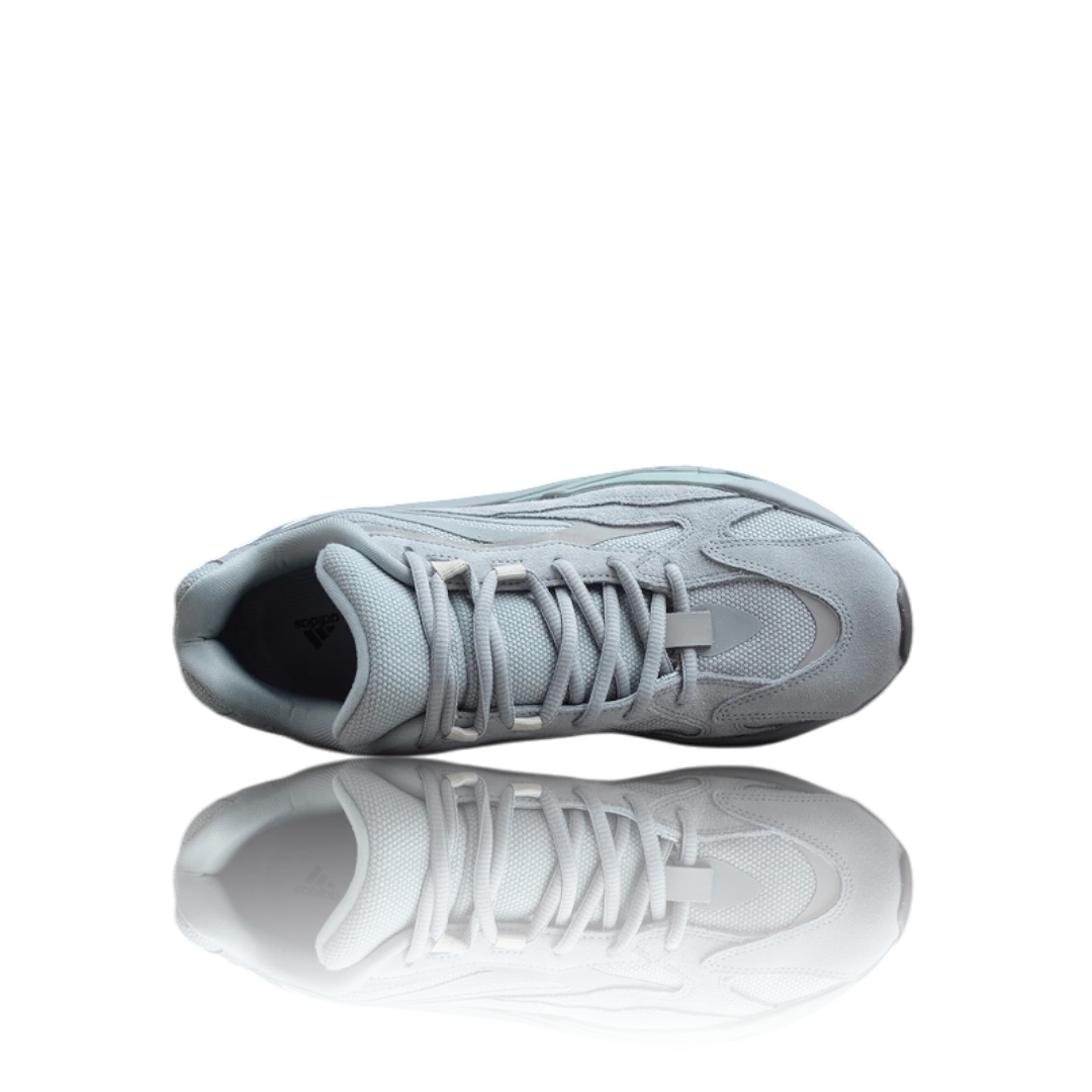 Yzy 700 V2 'Hospital Blue'