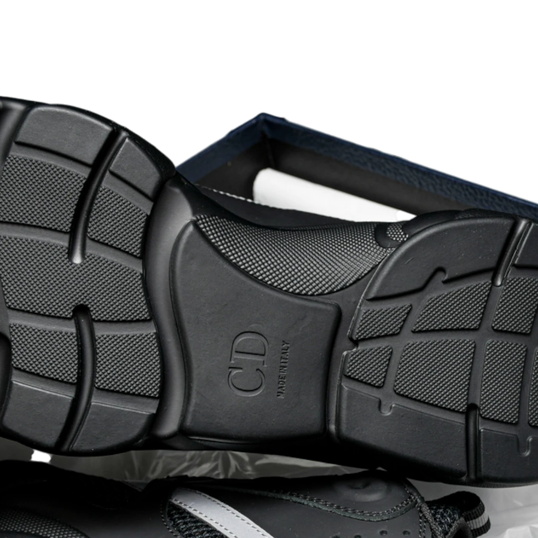 Dlor B22 'Black Silver'