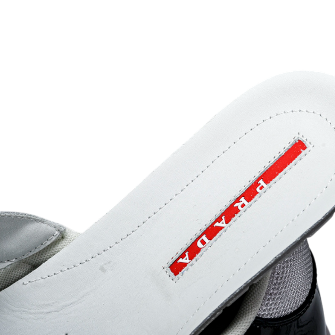 Prada America's Cup 'Silver Black White' II