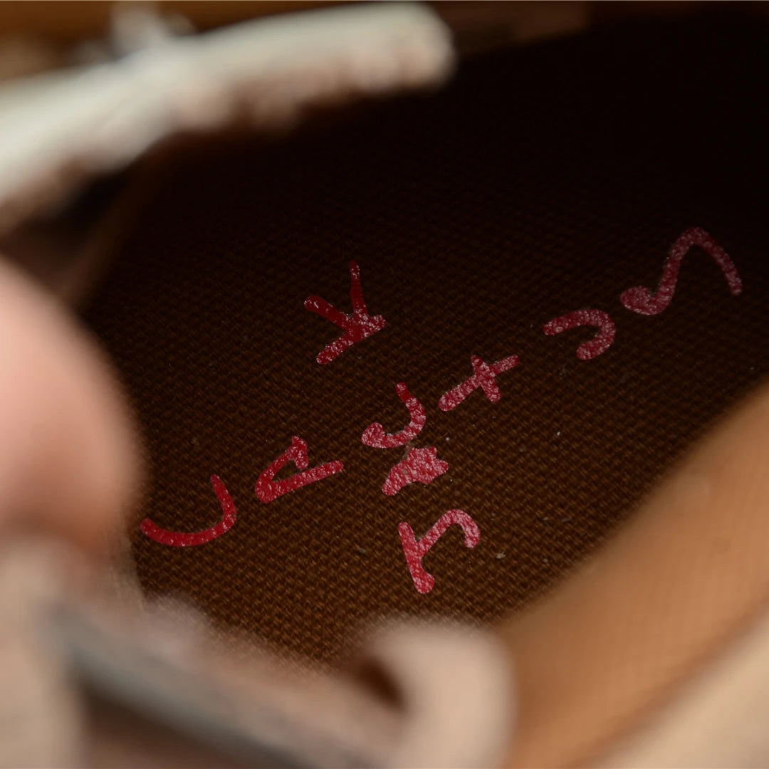 Travis Scott x AJ6 Retro 'British Khaki'