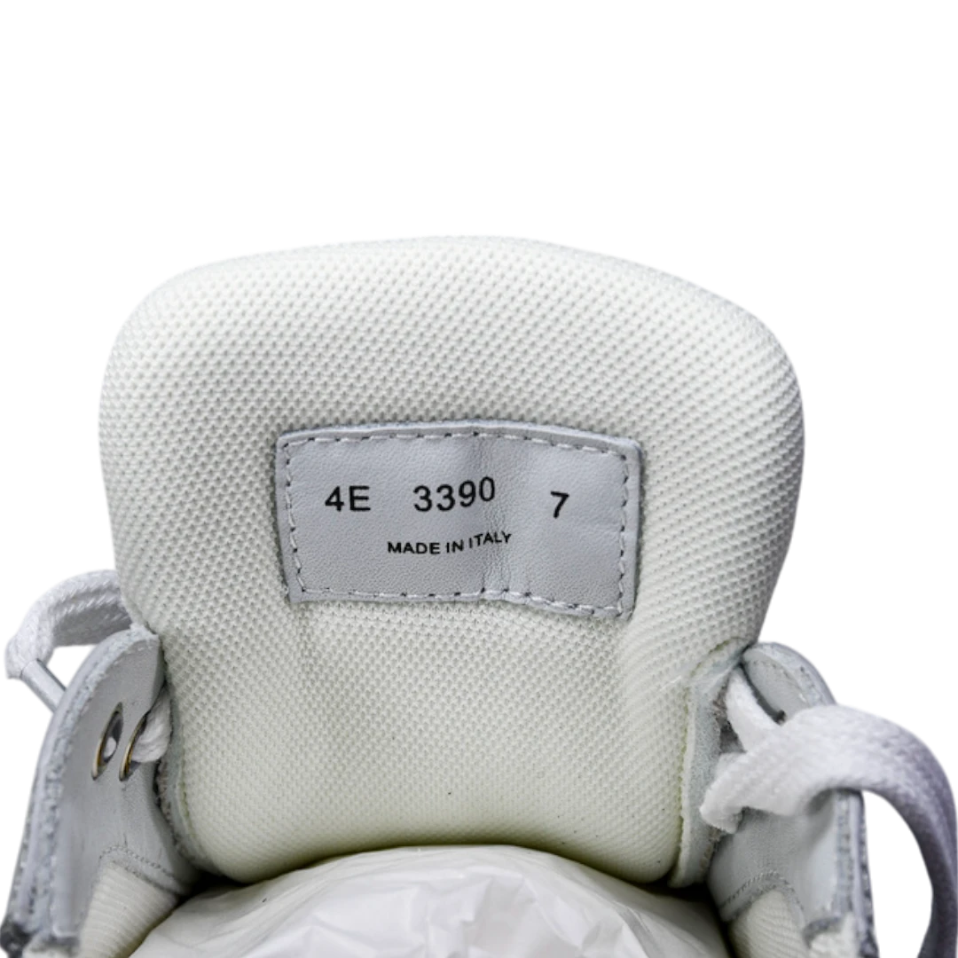 Prada America's Cup 'Grey Silver'