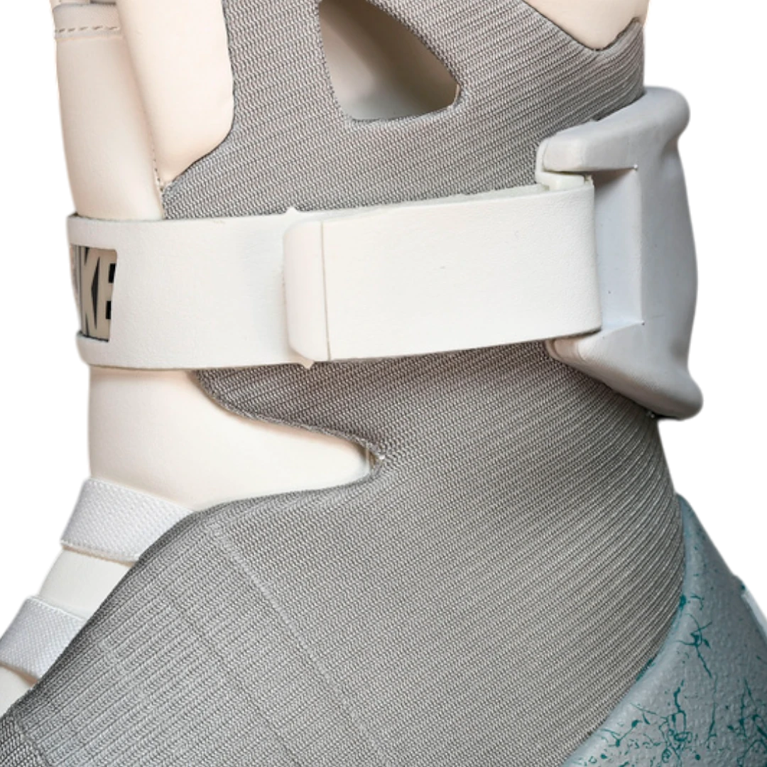 Air MAG Back To The Future (Normal-Lacing) 2011