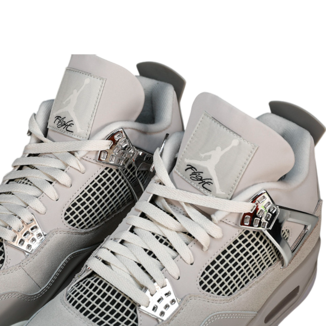 AJ4 Retro WMNS 'Frozen Moments'