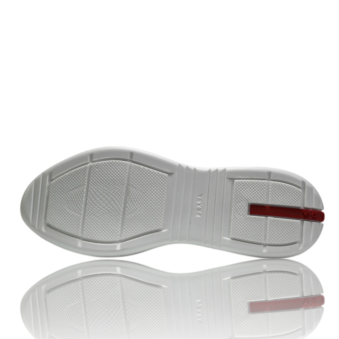 Prada America's Cup 'Silver Celeste'