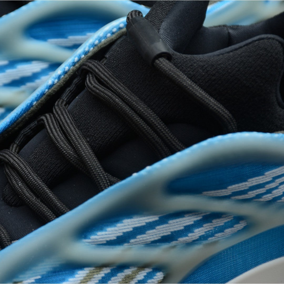 Yzy 700 V3 'Arzareth'