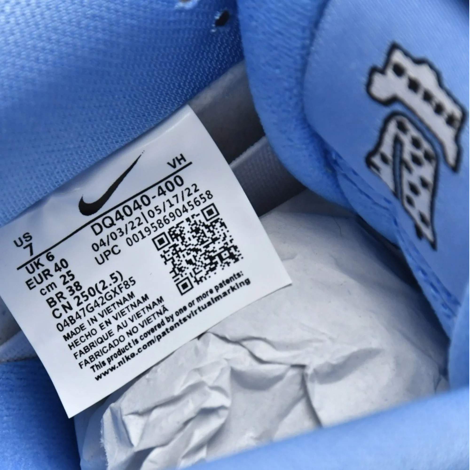 SB Dnk Low 'Philadelphia Phillies'