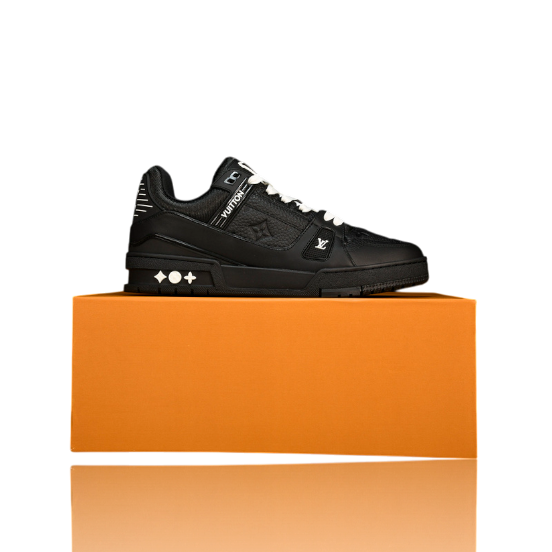 Louis Vuittоп Trainer Low 'Monogram Black Embossed'