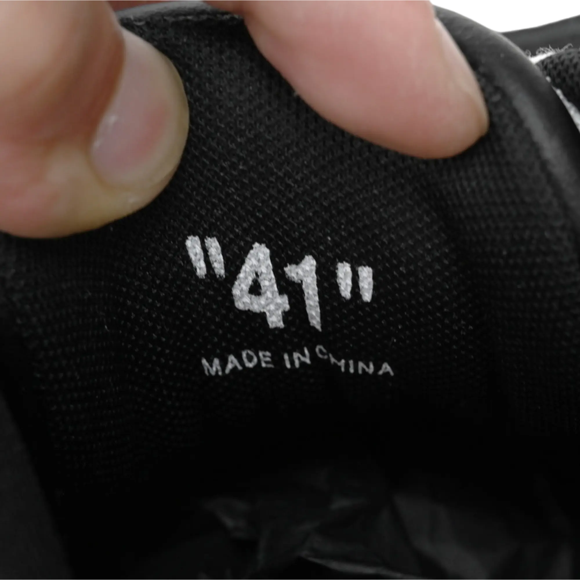 Off-White Out Of Office Low Top 'Panda'