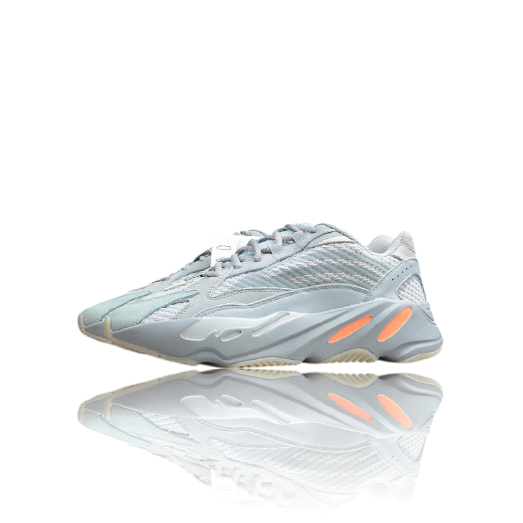 Yzy 700 V2 'Inertia'