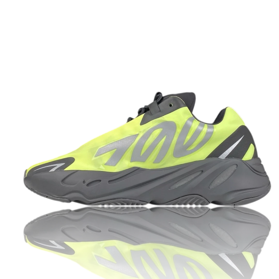 Yzy 700 MNVN 'Phosphor'