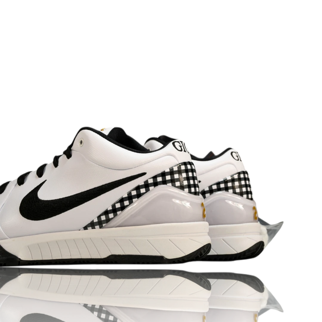 Kobe 4 Protro 'Mambacita Gigi'