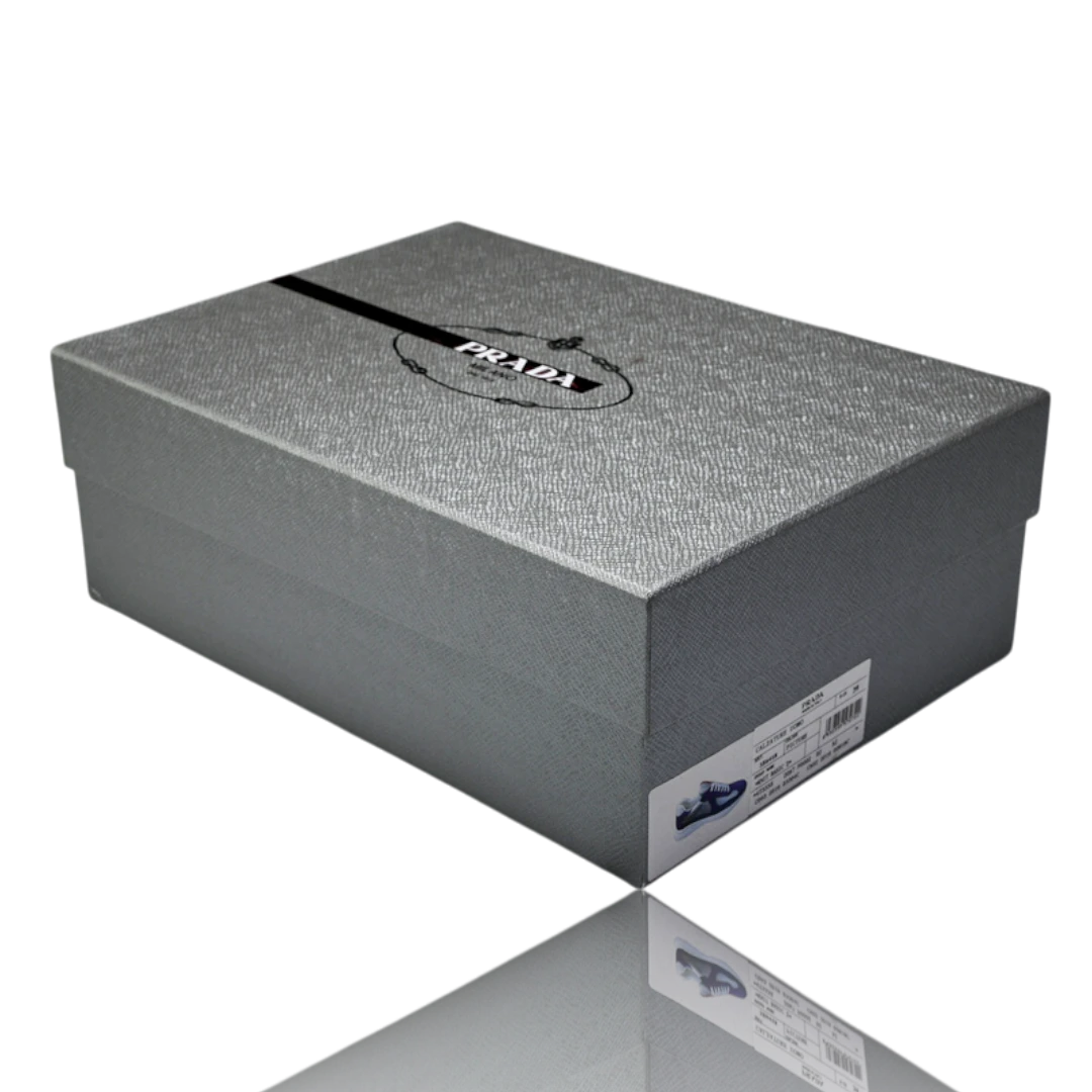 Prada America's Cup 'Silver Purple'