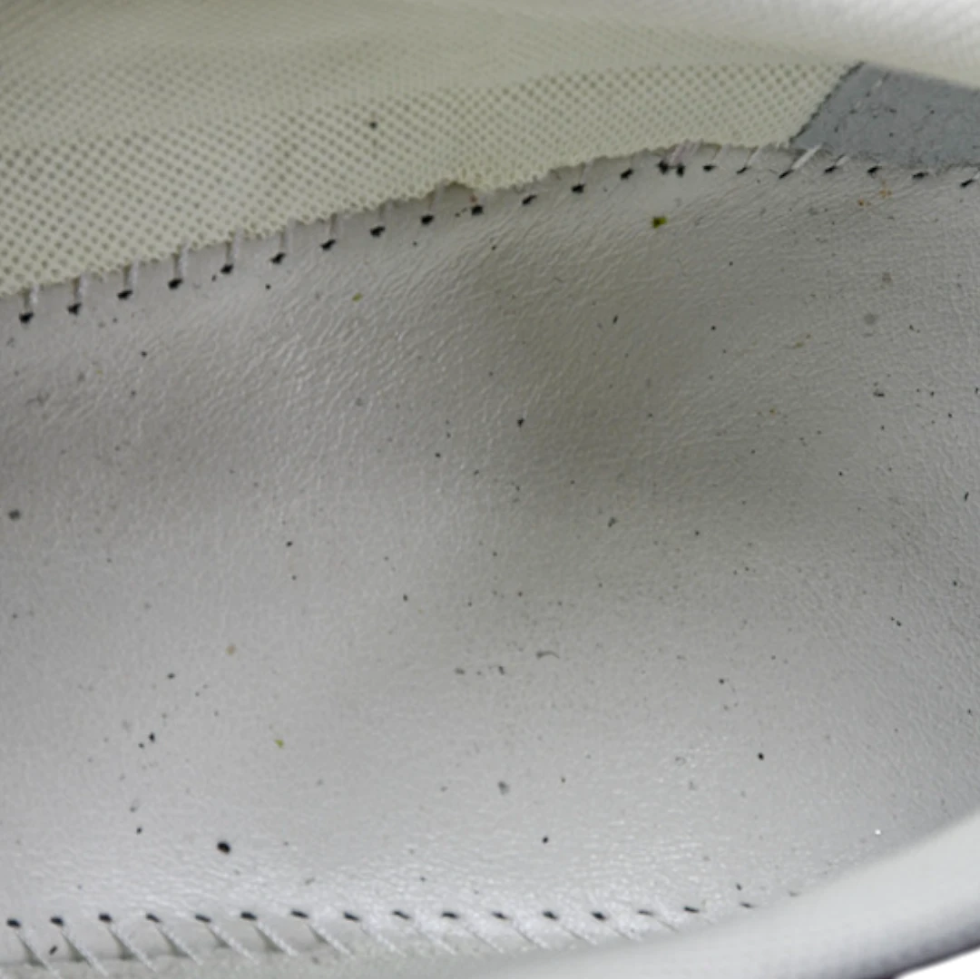 Prada America's Cup 'Red Silver'