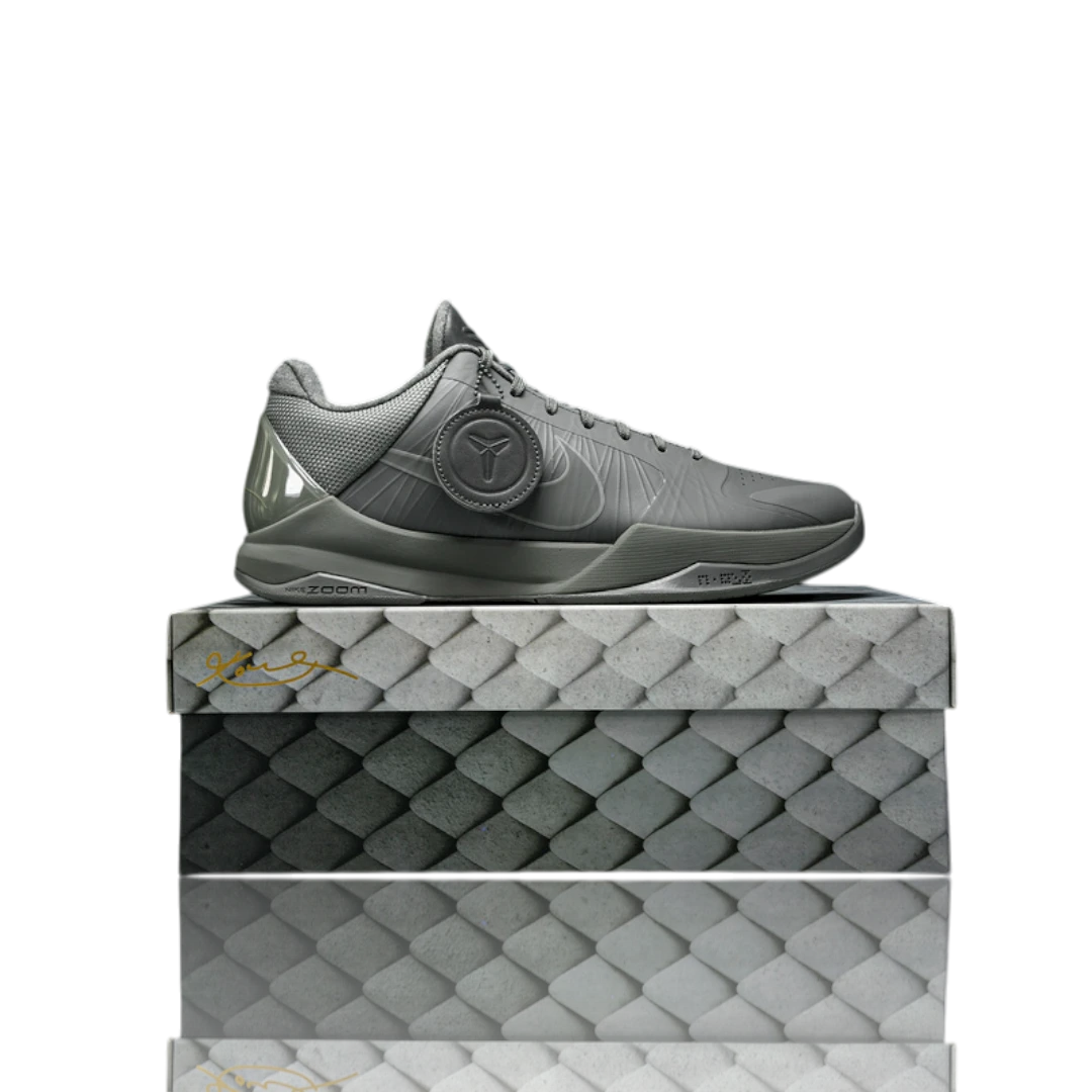 Kobe 5 'Fade To Black'