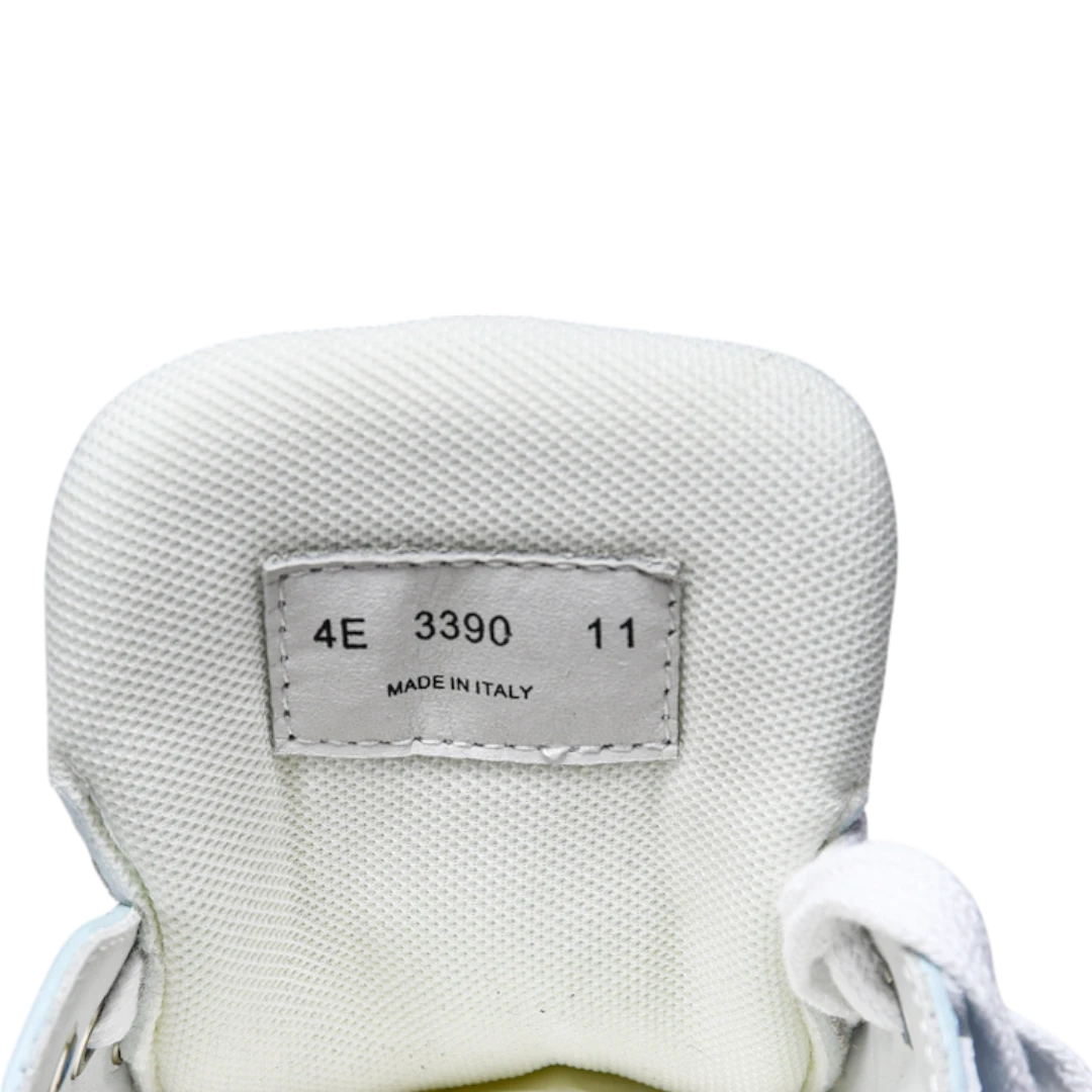 Prada America's Cup 'Silver Celeste'