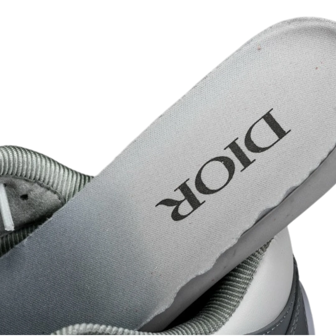 Dlor B57 Mid 'Oblique Grey'