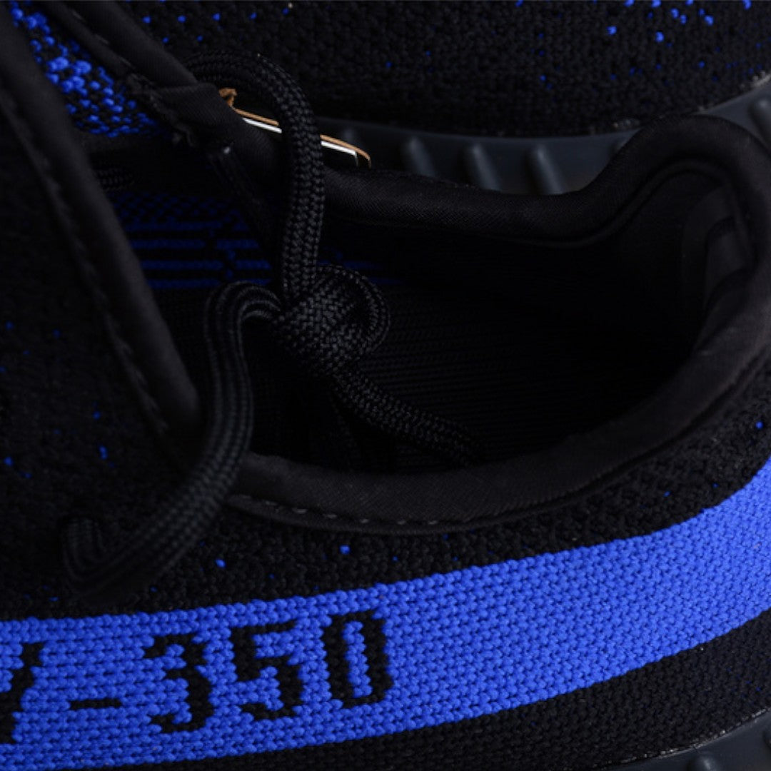 Yzy Boost 350 V2 'Dazzling Blue'