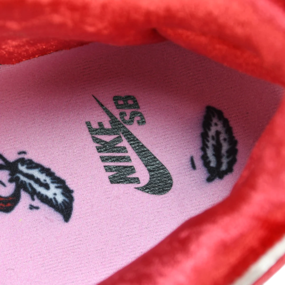 StrangeLove Skateboards x SB Dnk Low