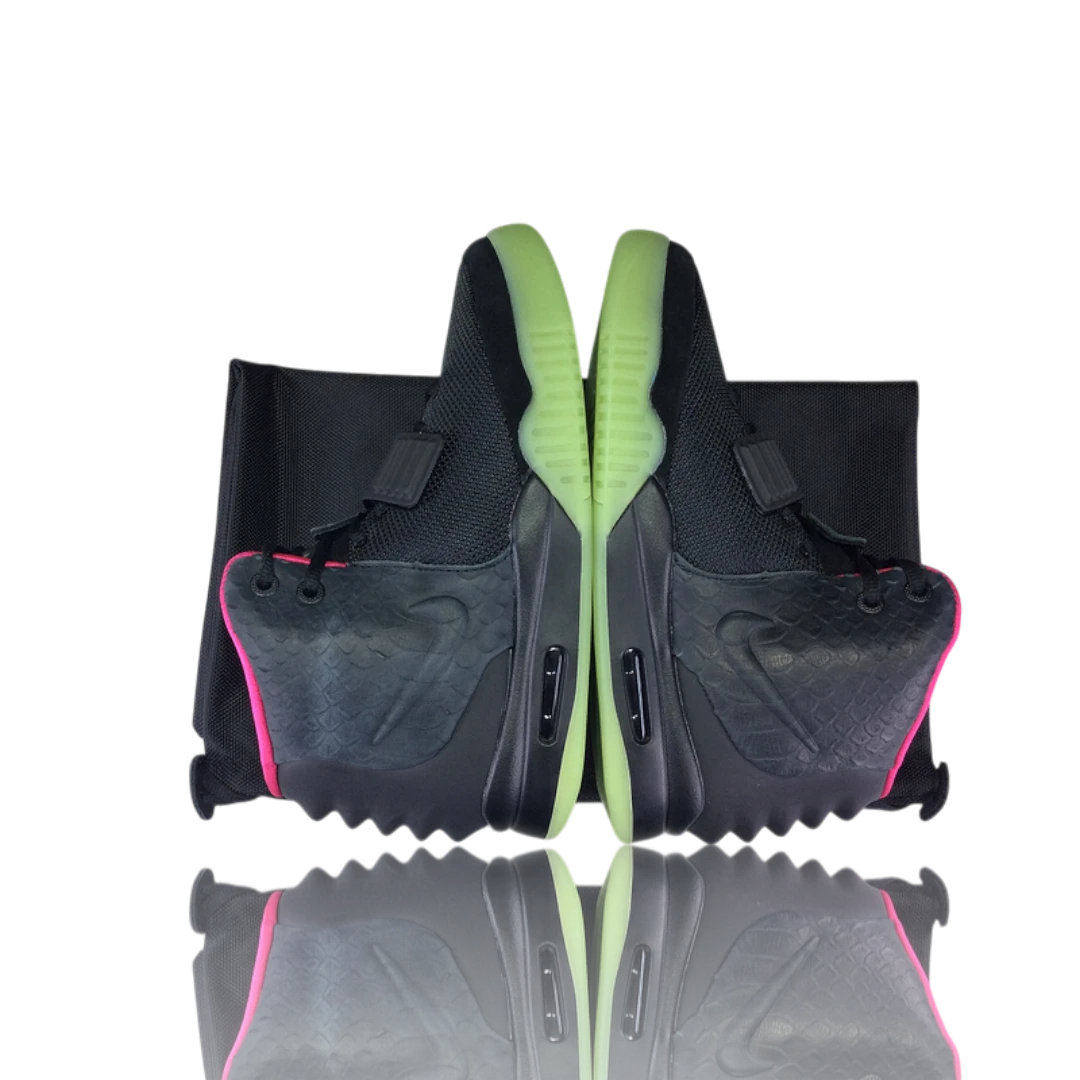 Air Yzy 2 SP 'Solar Red'