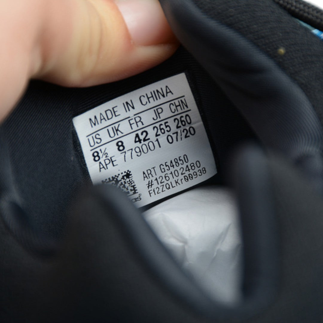 Yzy 700 V3 'Arzareth'