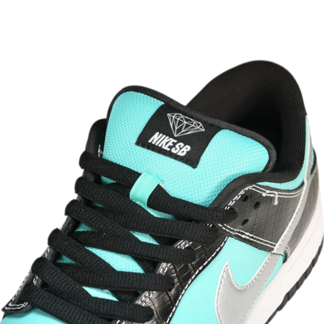 Diamond Supply Co. x SB Dnk Low