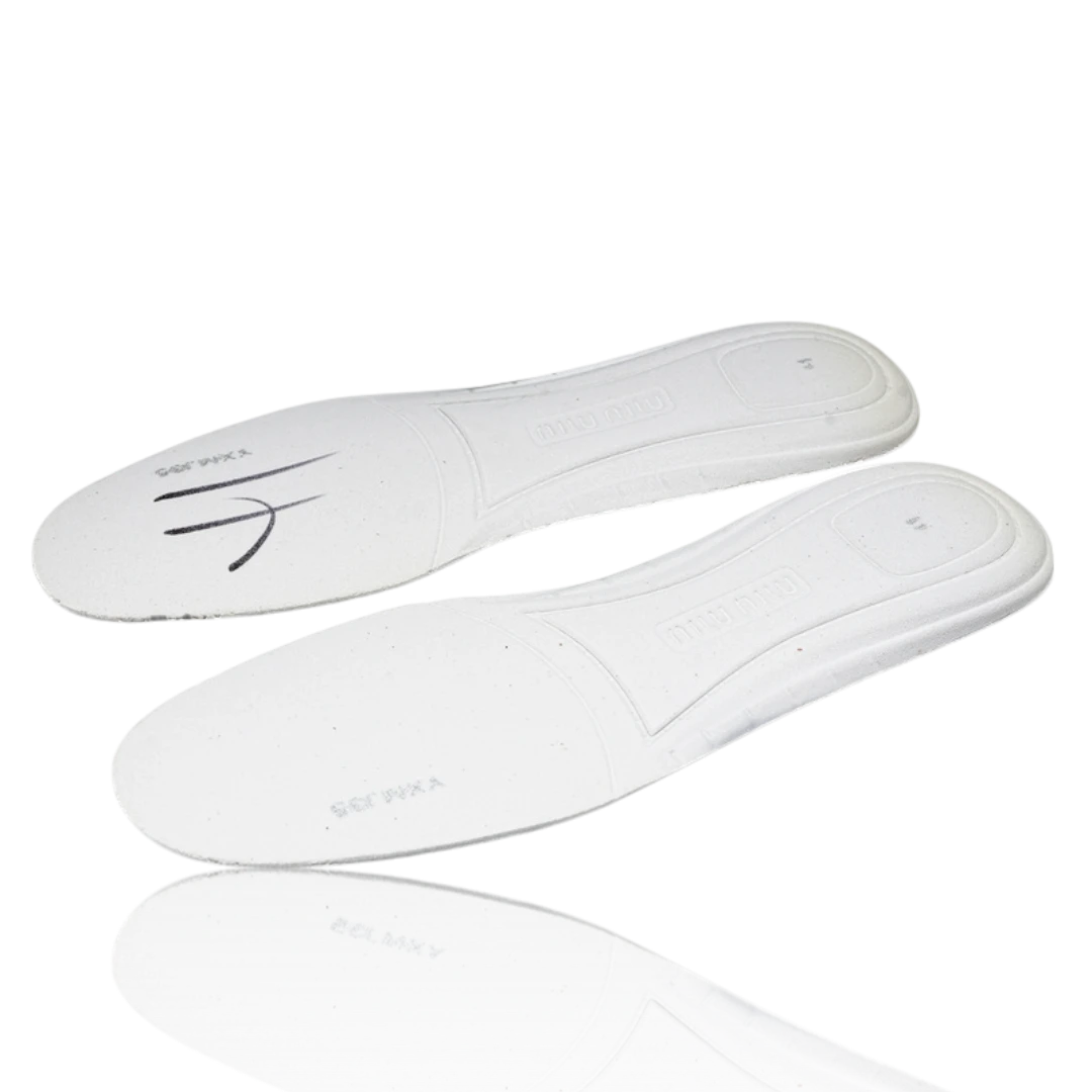 NB 530 SL x Miu Miu 'White Gum'