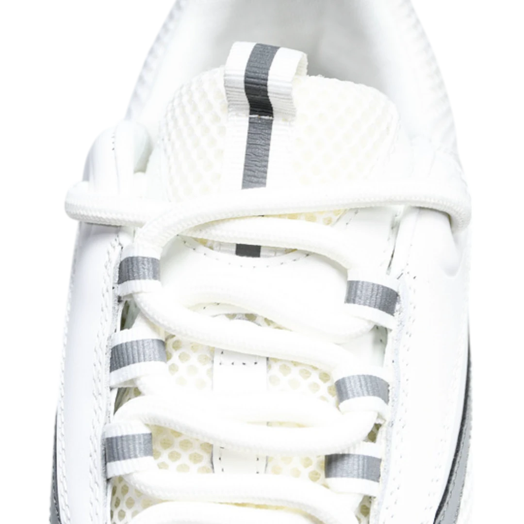 Dlor B22 'White Silver'