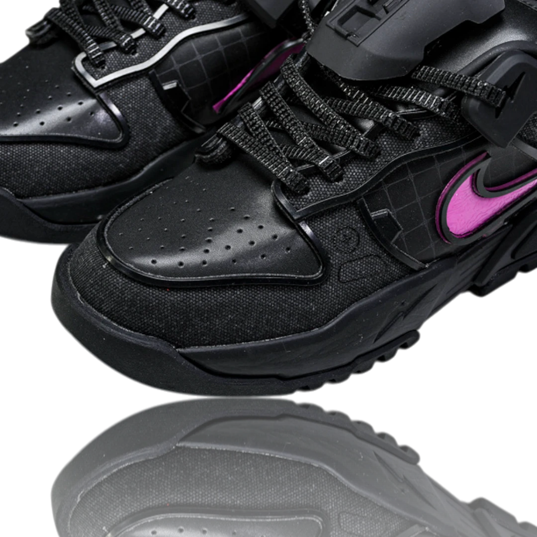 RTFKT x Dnk Genesis 'Void'