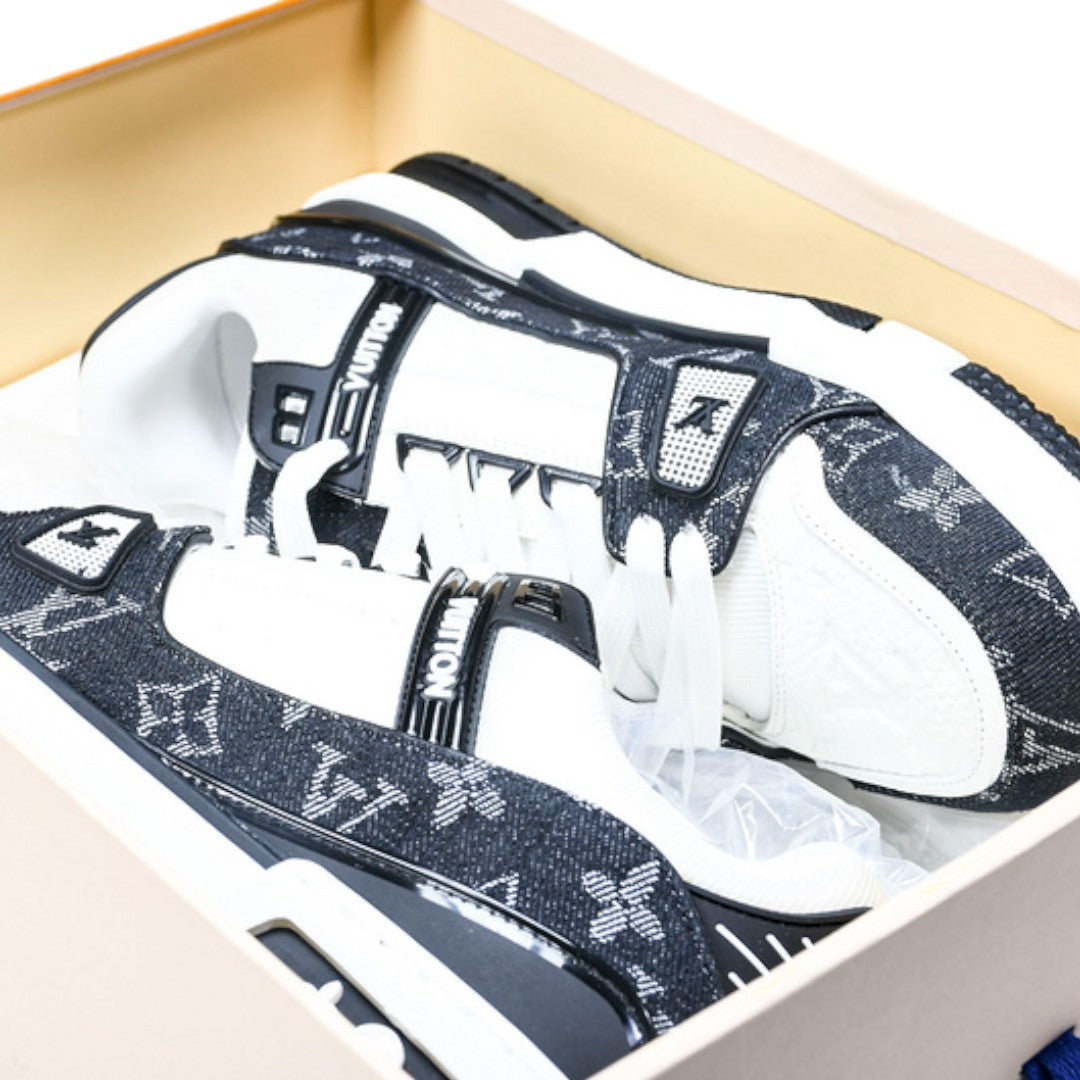 Louis Vuittоп Trainer Low 'White Black'