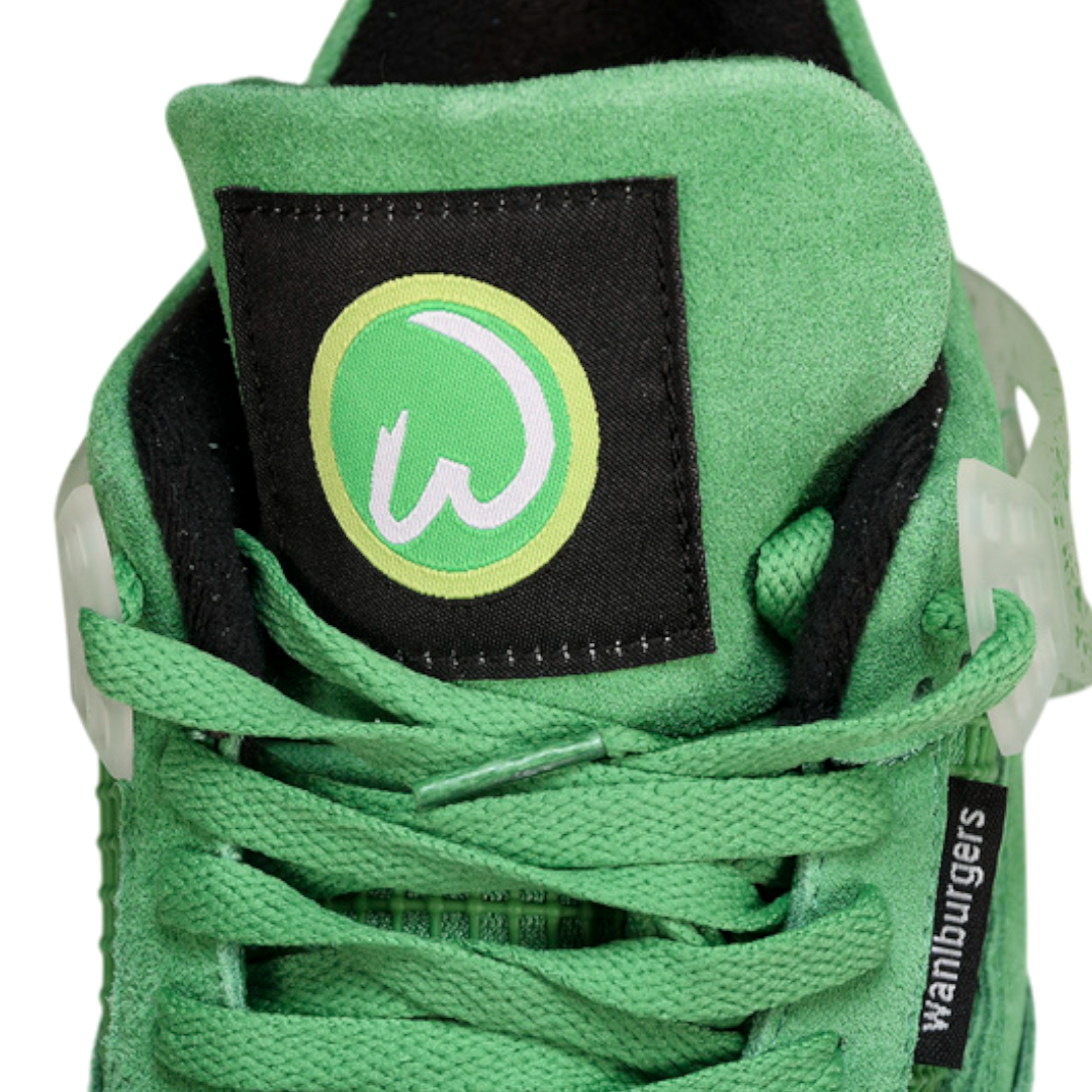 AJ4 Retro 'Wahlburgers'