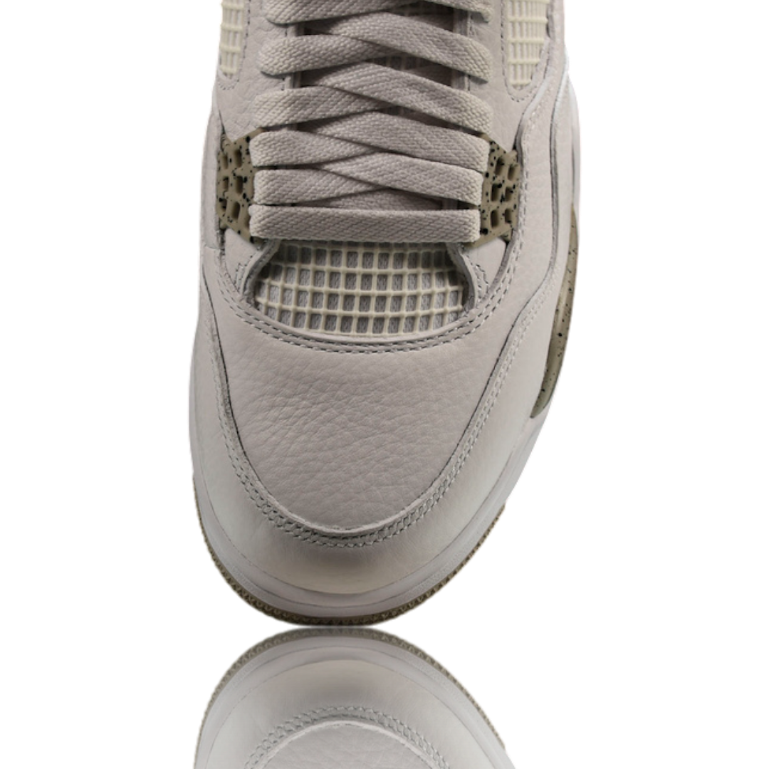 AJ4 Retro 'White Oreo'