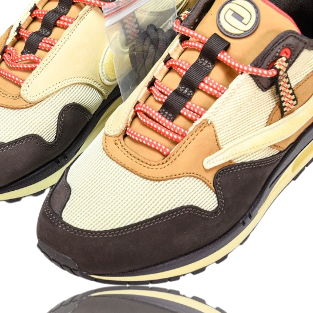 Travis Scott x AM1 'Baroque Brown'