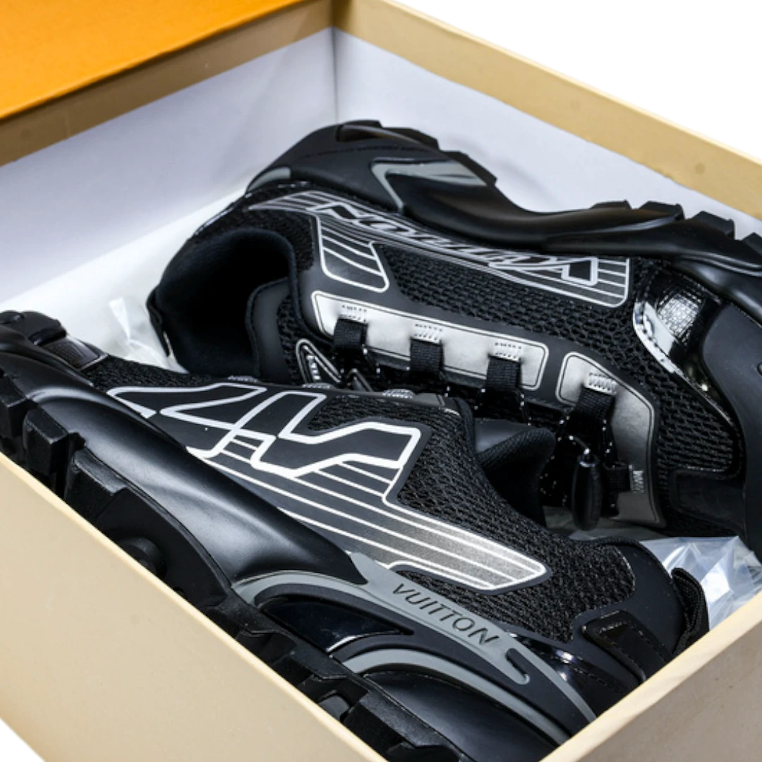 Louis Vuittоп Runner Tatic V2 'Black'