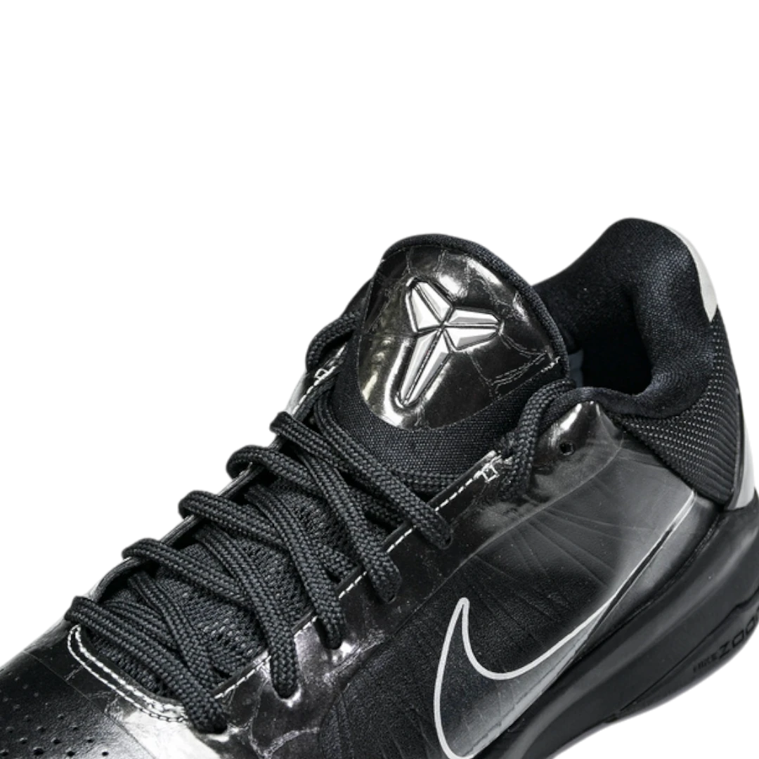 Kobe 5 'Black Out'