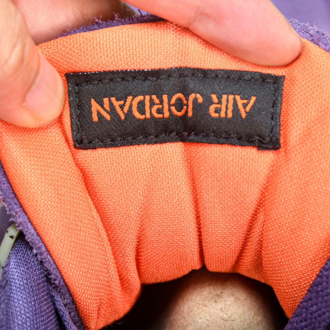 AJ4 Retro 'Canyon Purple'