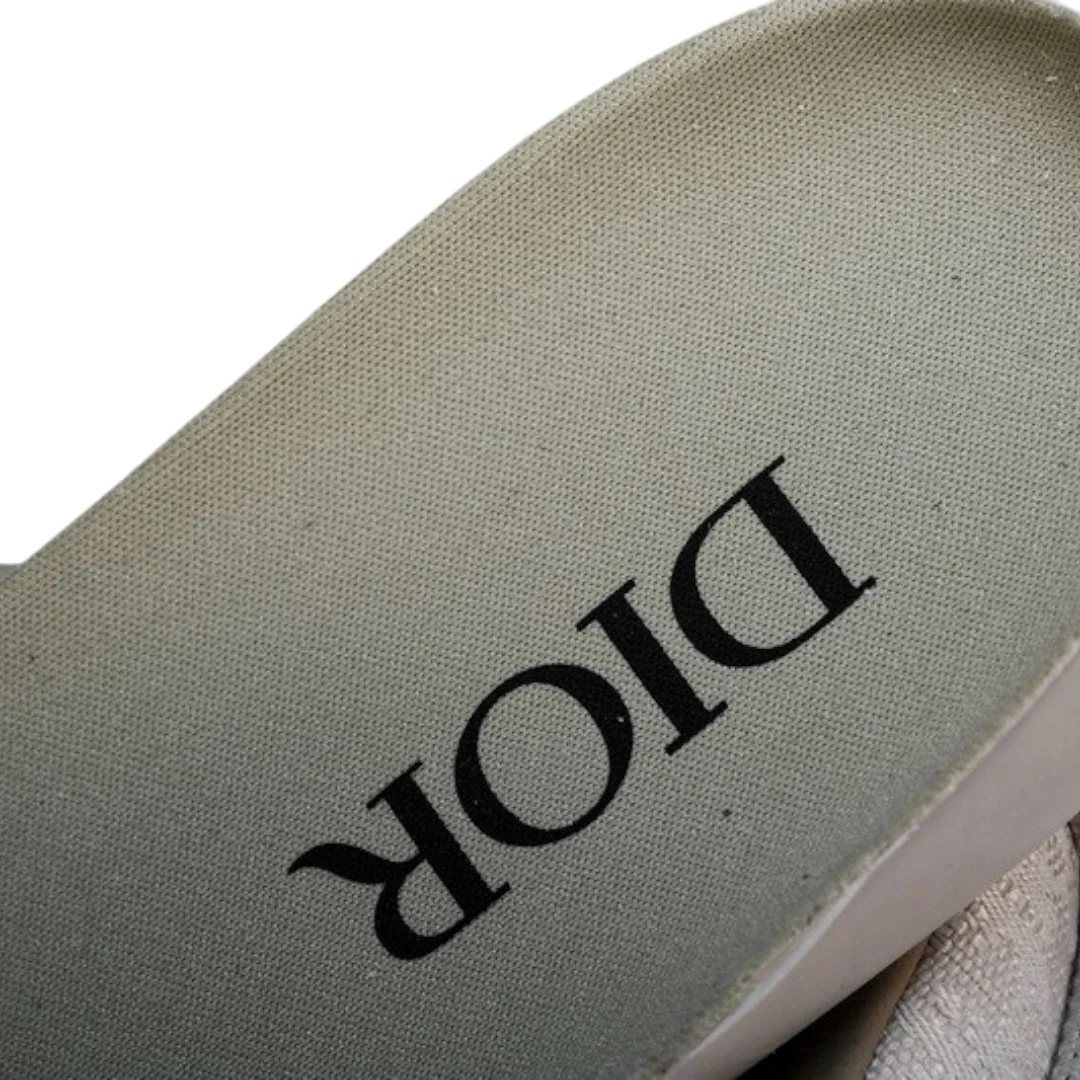 Dlor B33 'Grey White Oblique Jacquard'