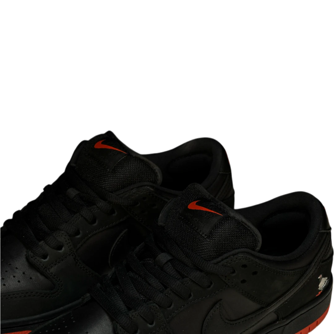 Jeff Staple x SB Dnk Low 'Black Pigeon'