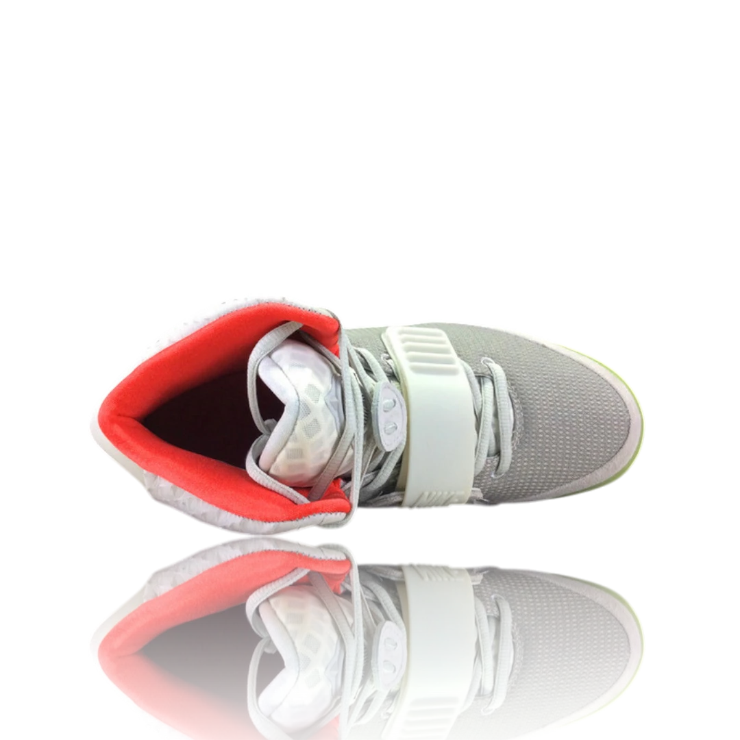 Air Yzy 2 SP 'Pure Platinum'