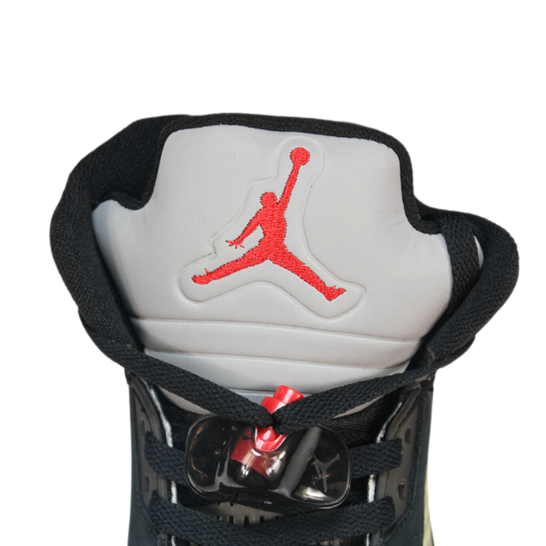 AJ5 Retro x Gore-Tex 'Off Noir'