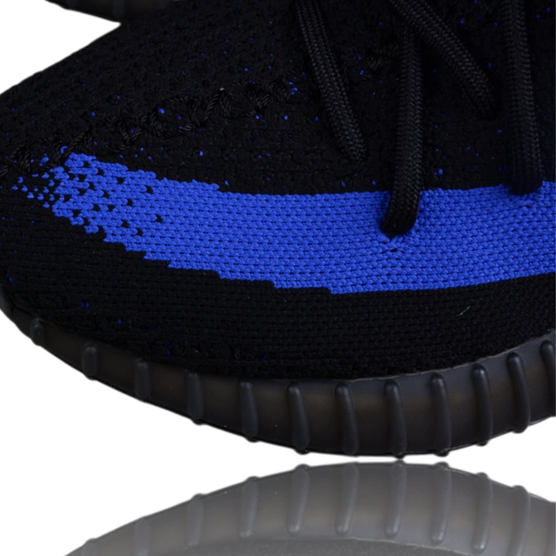 Yzy Boost 350 V2 'Dazzling Blue'