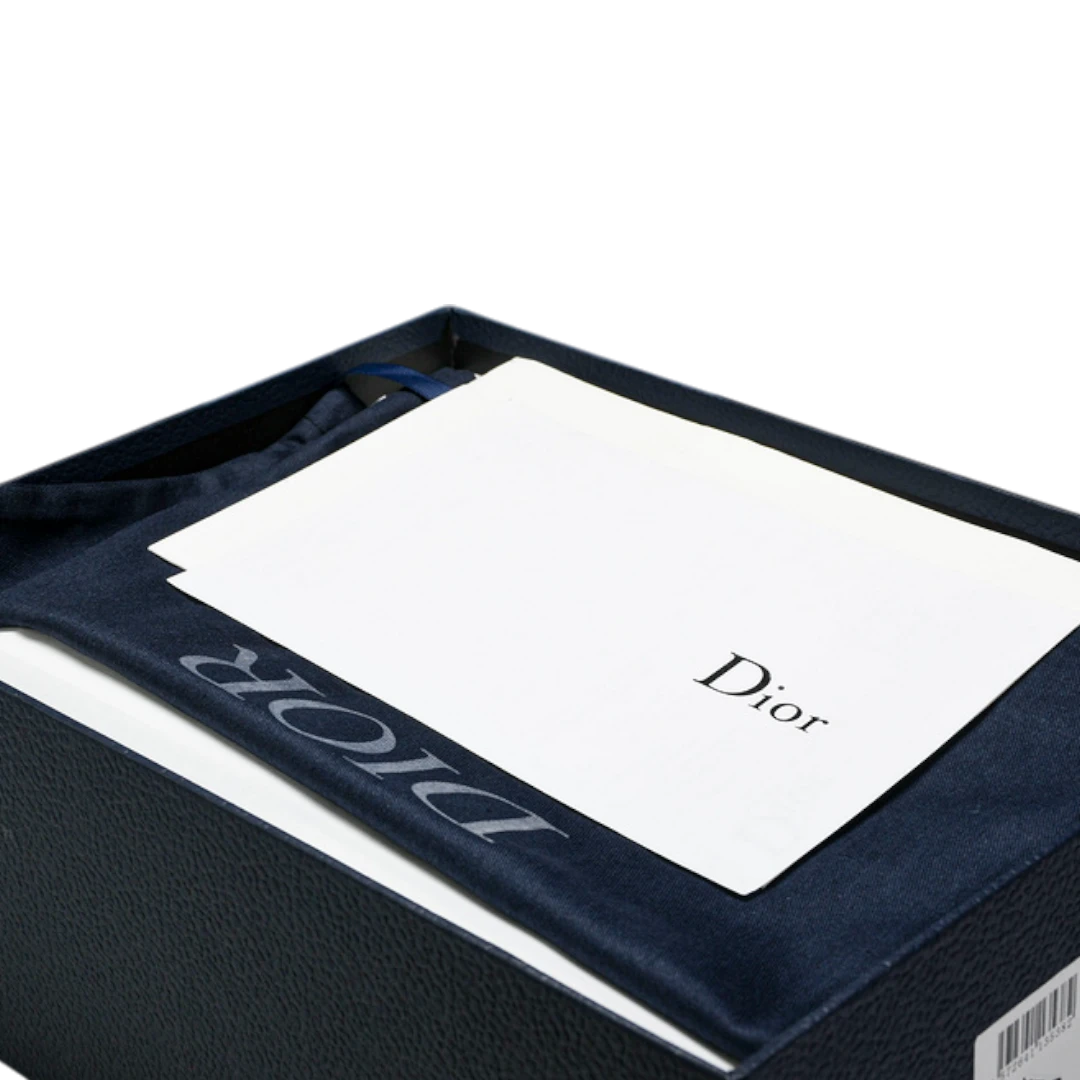 Dlor B22 'Reflective Black'