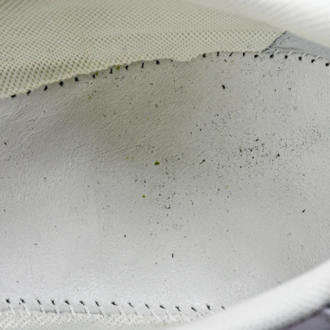 Prada America's Cup 'White Silver'