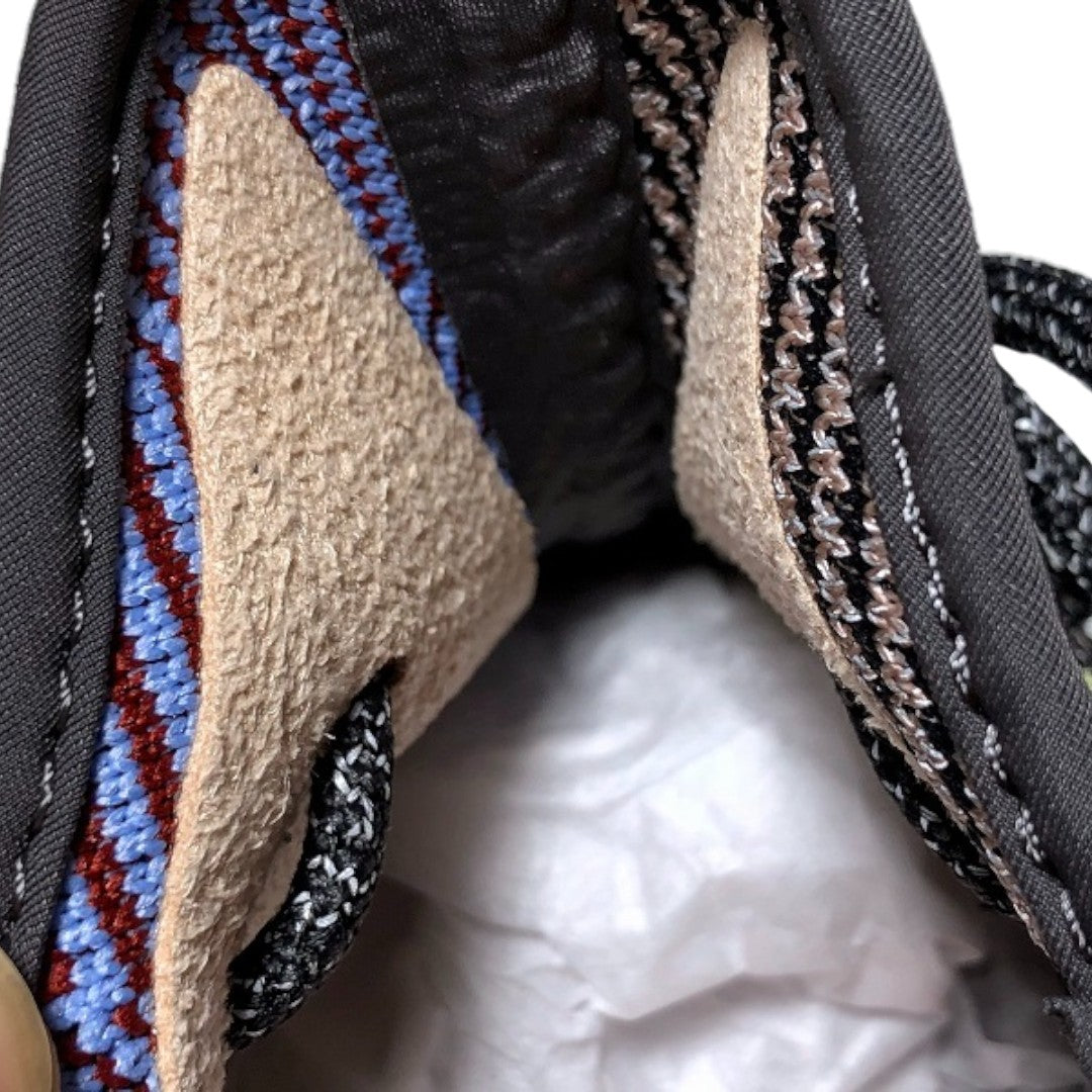 Yzy Boost 350 V2 'Yecheil' (Reflective)