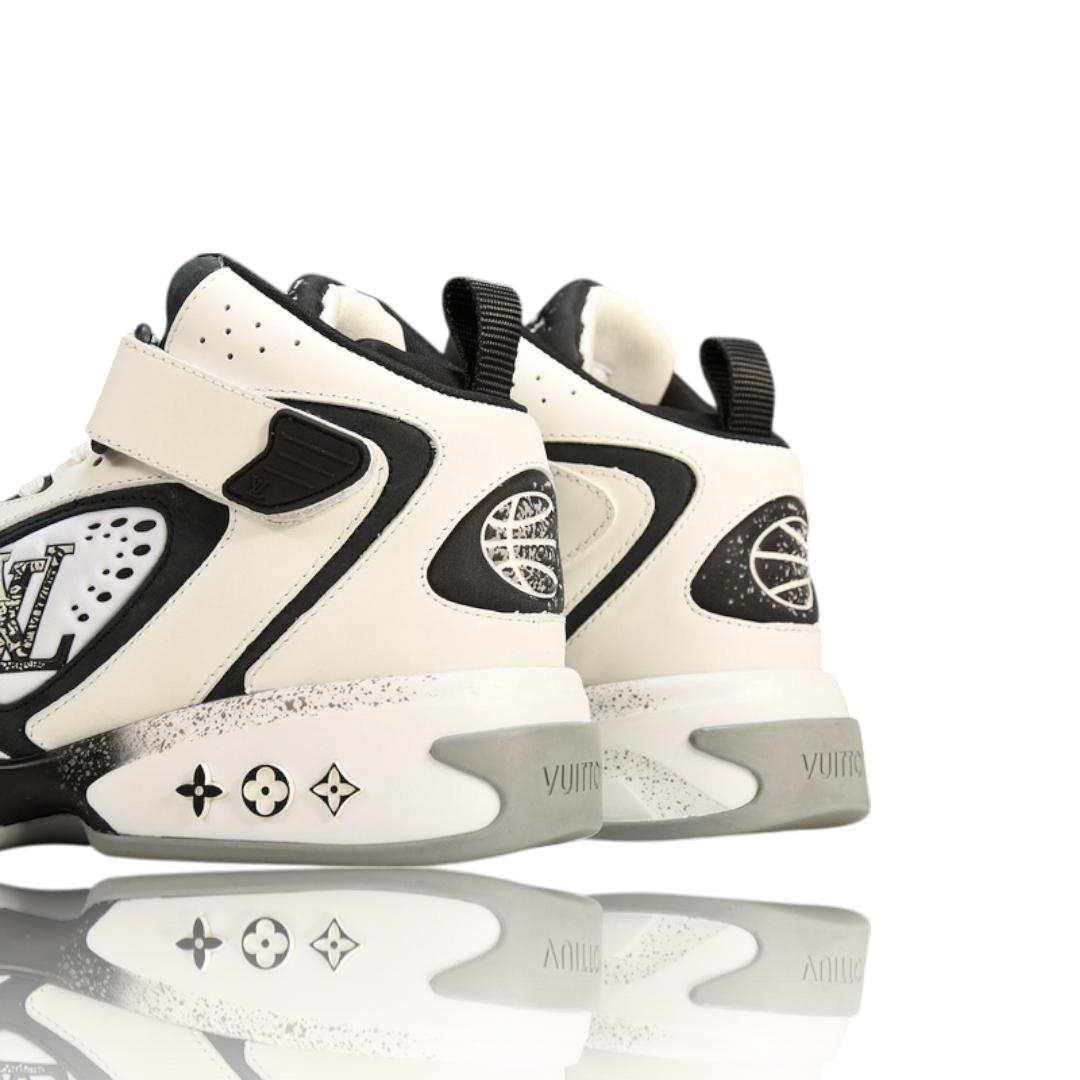 Louis Vuittоп Trainer 2 'White Black Grey'